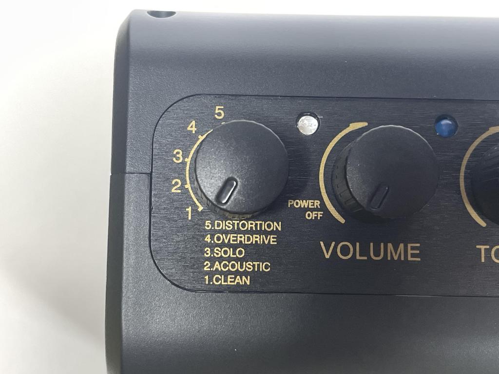 EG10 PRO GUITAR AMPLIFIER (Black) - Compact Guitar Amplifier with Built-in Speaker
