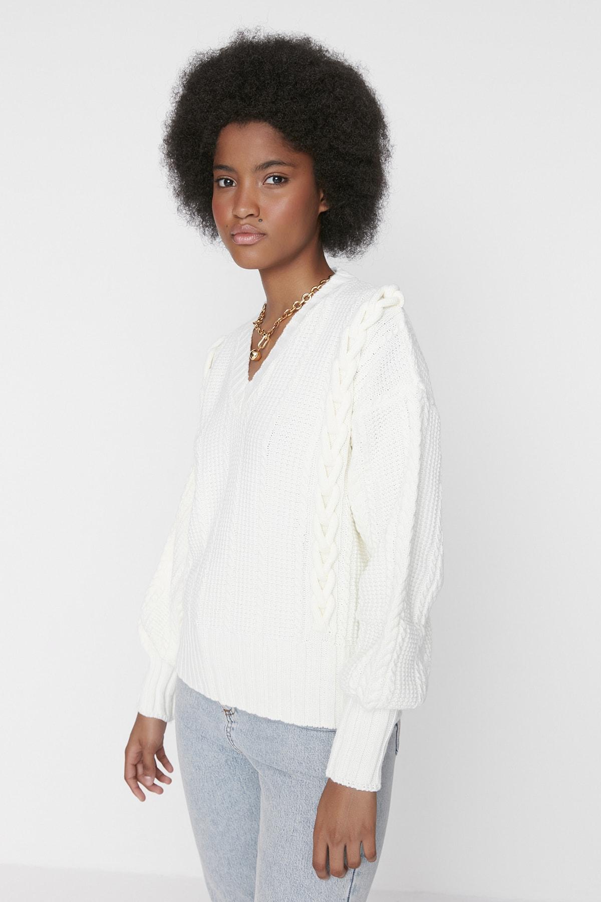 

Свитер - Экрю - Классический крой