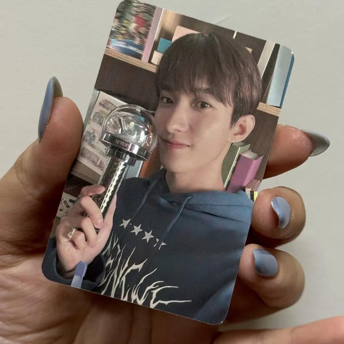 

Seventeen Dk Концертный тур Carat Zone