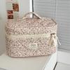 Retro Women's Floral Print Cosmetic Bag Handbag Travel Organizer Cosmetic Storage Bag Large Capacity Quilted Bag Portable Toiletries Storage Bag