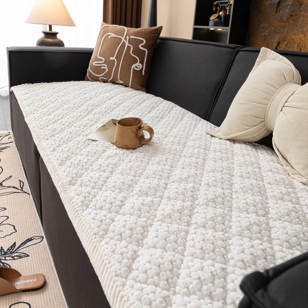 

1pc Vintage-Inspired Corduroy Quilted Sofa Cover with Non-Slip Backing, Soft colour Geometric Pattern, Machine Washable Sofa Pad 70*70cm білий
