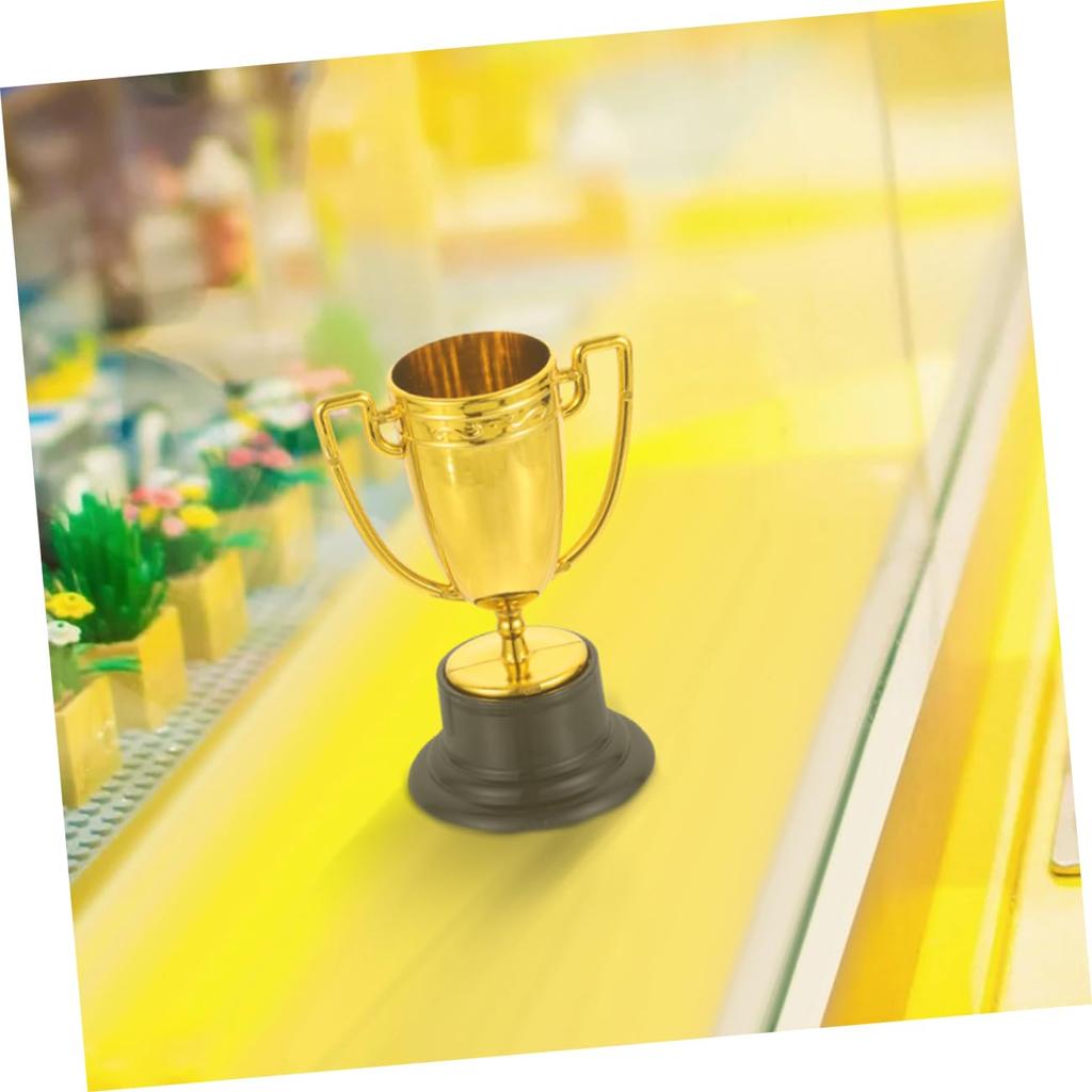 SUPVOX Set of 6 Mini Trophy Cups for Kids Plastic