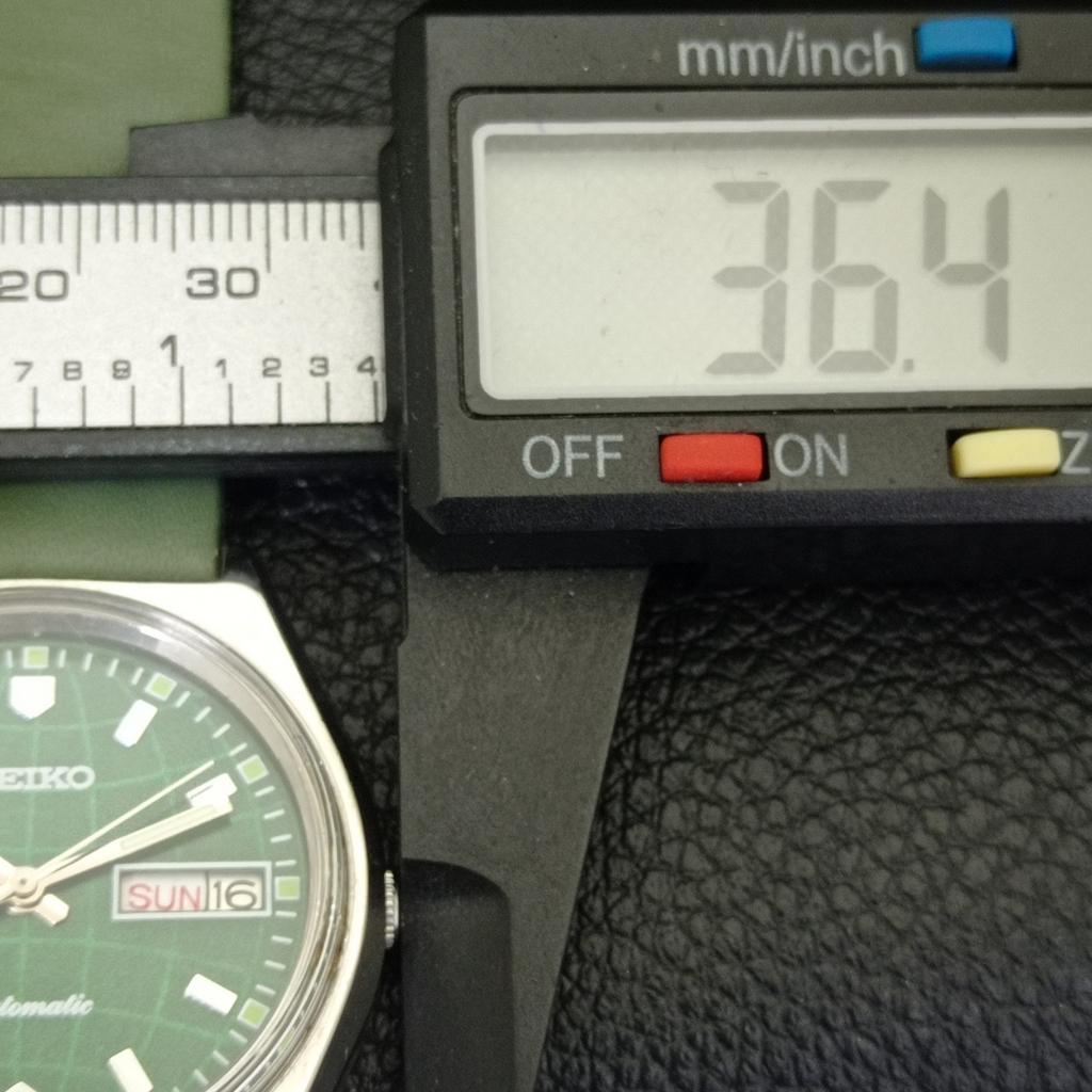 SEIKO AUTOMATIC 6309A JAPAN MENS VINTAGE GREEN COLOR DIAL WATCH a701448-5 R206b-a701448