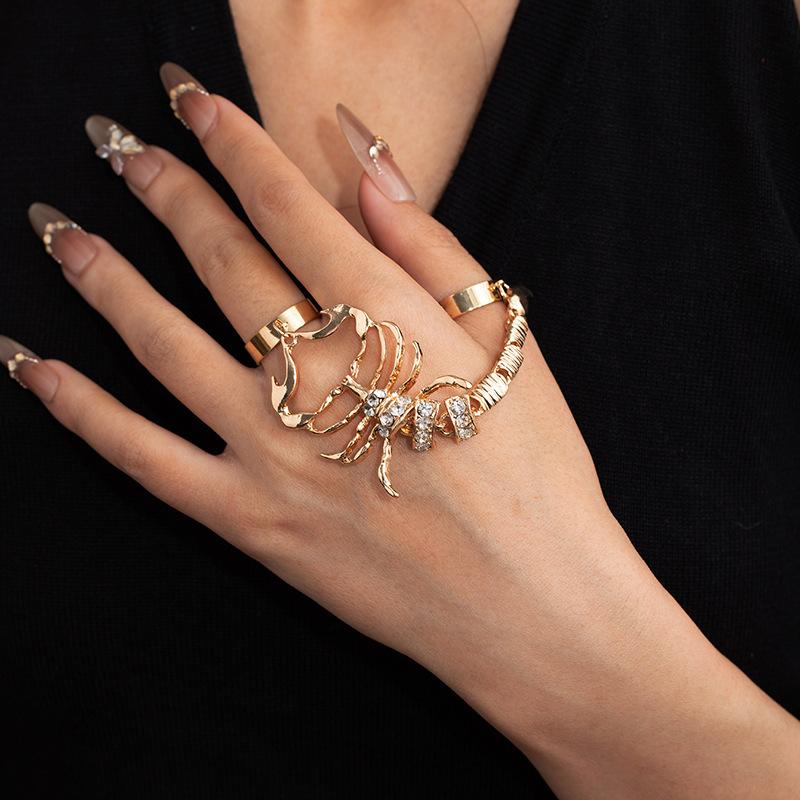 Exaggerated Scorpion Three-dimensional Interlocking Bracelet, Snake-shaped Arm Ring, Leg Chain, Body Chain