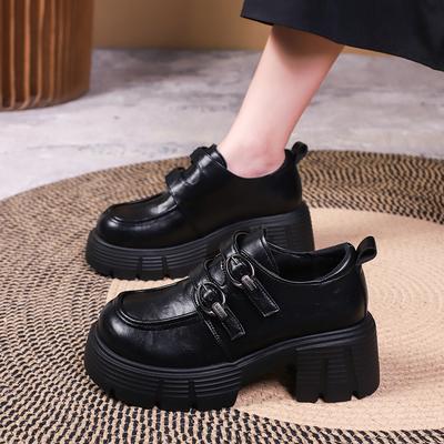 Sapatos fechados – Sapatos fechados