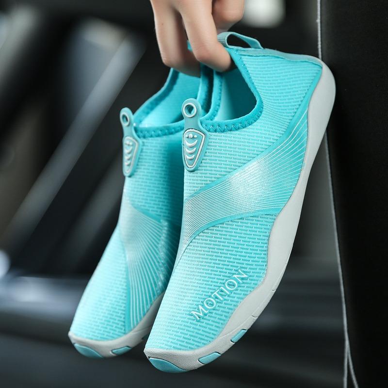 Outdoor New Five-finger Beach Shoes Couple Swimming Wading Shoes Men's and Women's Waterway Amphibious Creek Walking Shoes Fitness Shoes