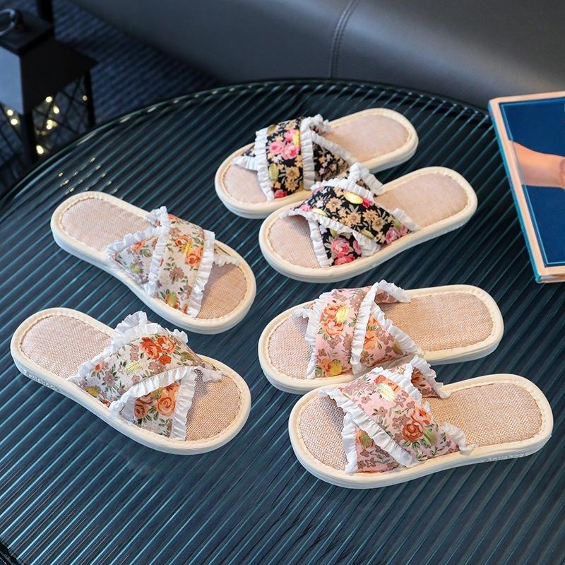 New Style Shoes - Girls' Shoes, Children's Anti-slip, Breathable and Cool Slippers