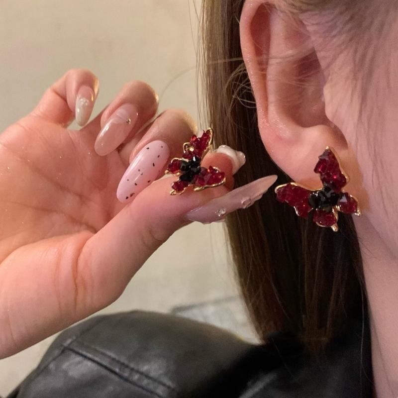 Red Ribbon Bow-knot Vintage Stud Earrings For Women Korean Fashion Autumn Winter Simple Bow Red Stud Earrings Geometric Earring