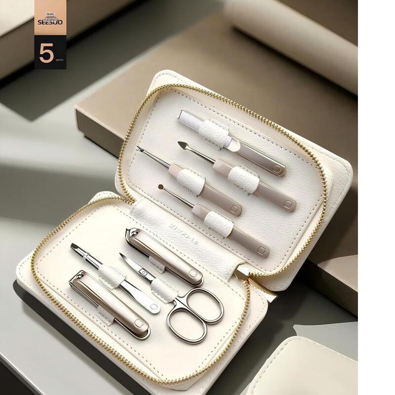 Anti-Splash Zinc Alloy Nail Clipper Set
