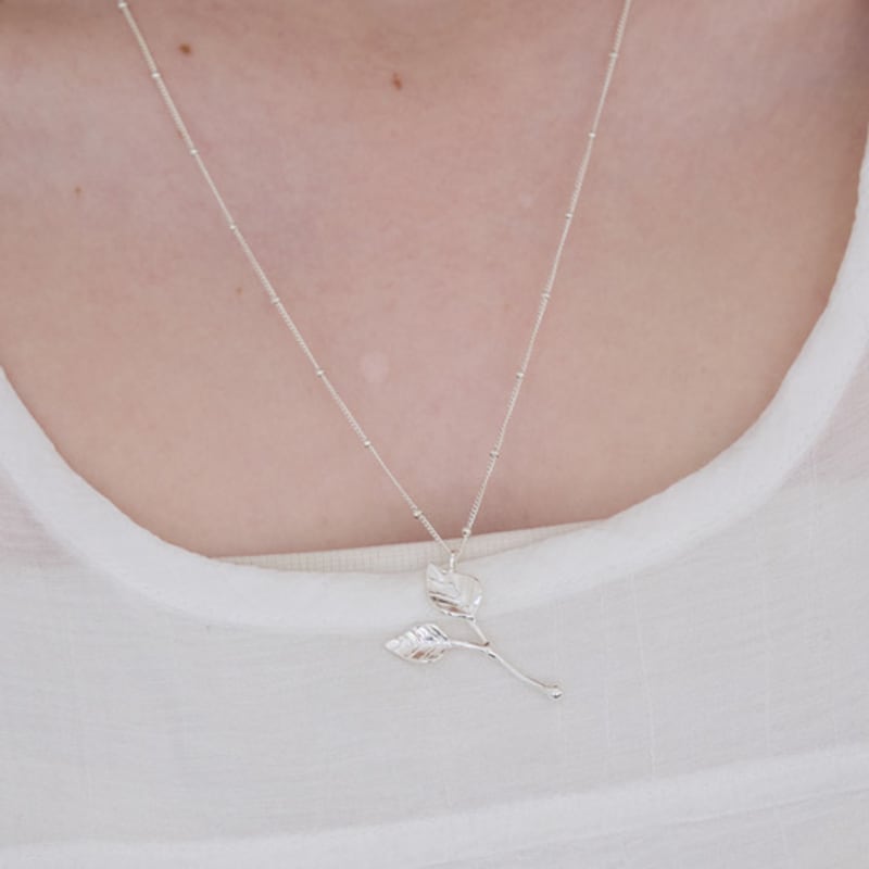 STILL INSTANT Rose with Dew - Necklace 04