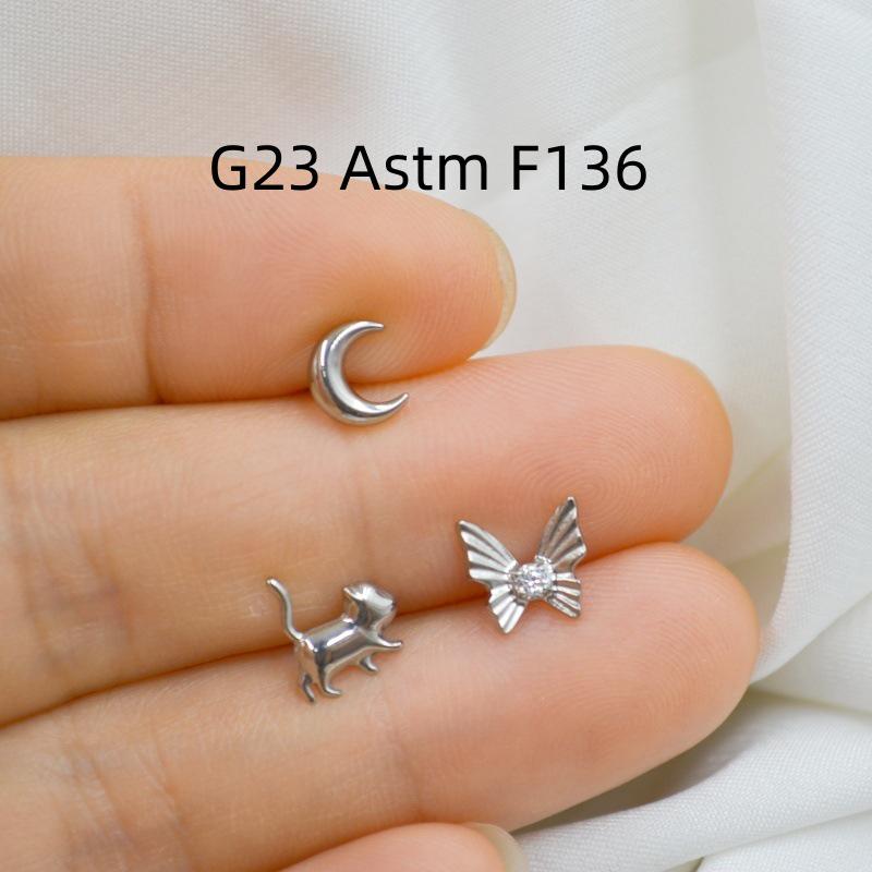 

Titanium Cat Design Zirconia Lip & Ear Studs Moon
