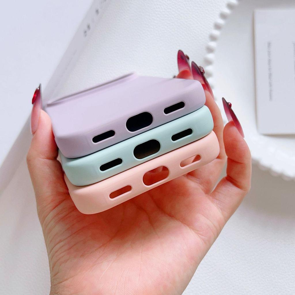 Compatible with Google Pixel 10/9/8/7/6 Pro/5: Liquid Phone Case & Protective Cover with Straight Edge Design.