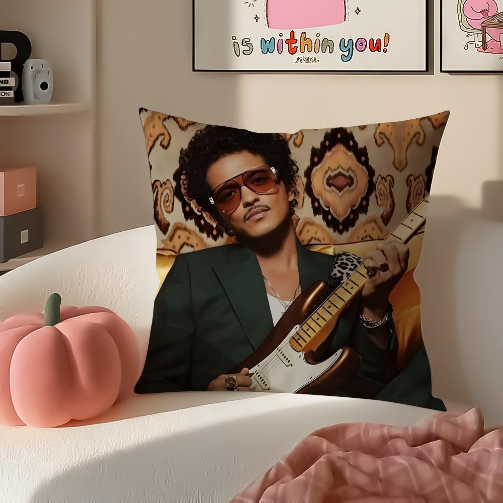 Classic Pop American Singer BBruno Mars Cushion Cover Pillowcase Short Plush Invisible zipper Room Sofa Cushion Cover