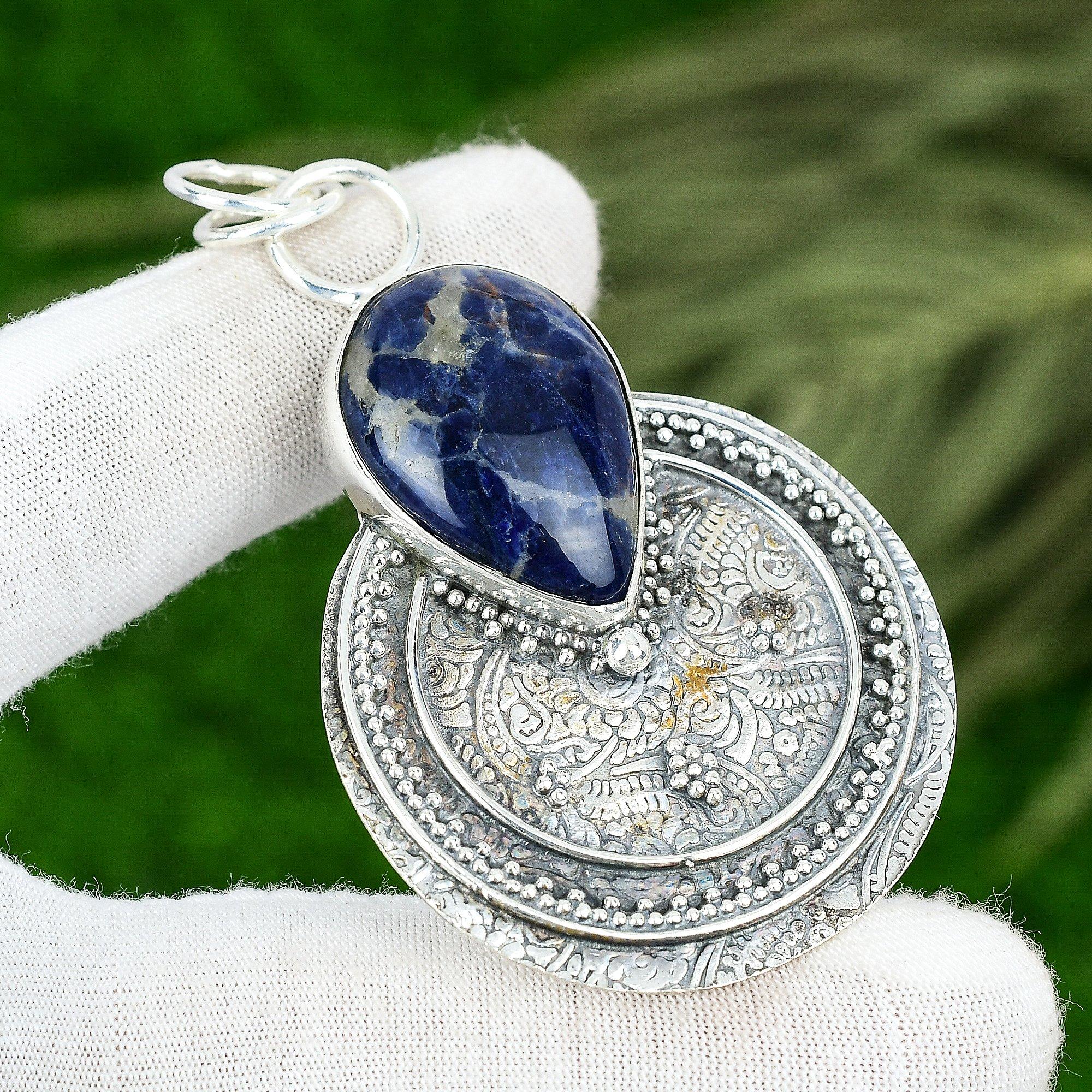 

Распродажа ко Дню дружбы Подвеска из стерлингового серебра 925 пробы с грушевидным содалитом