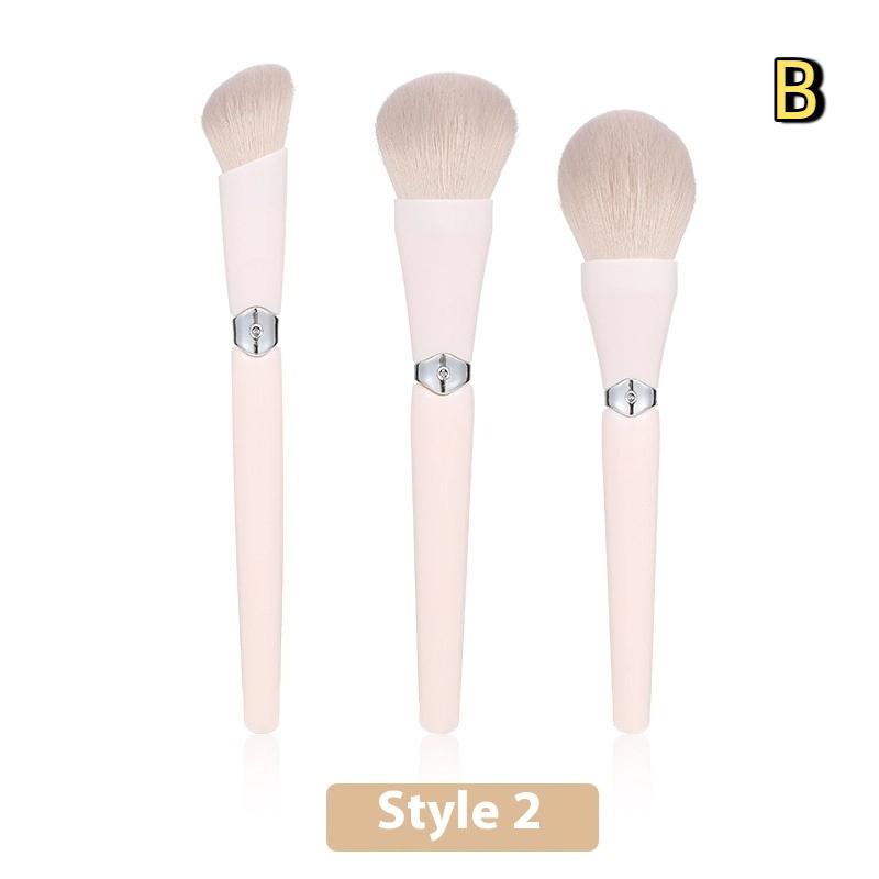 Makeup Brush Kit 3Pcs Premium Contour Blusher Brushes Makeup Brush Blending Foundation Concealer Brush Beauty Cosmetics Tools