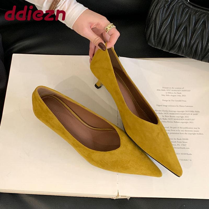 Fashion Female Slip On Footwear Women Low Heel Pumps Shoes Pointed Toe Fashion Shallow Ladies Thin Heel Shoes 2025 New