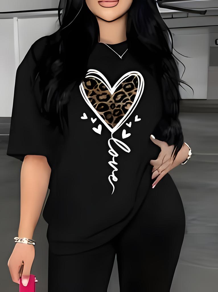 Women'sShort Sleeved T-shirt with Leopard Print Heart PatternT-shirt Casual and Fashionable Top InBlack and White for Daily Wear