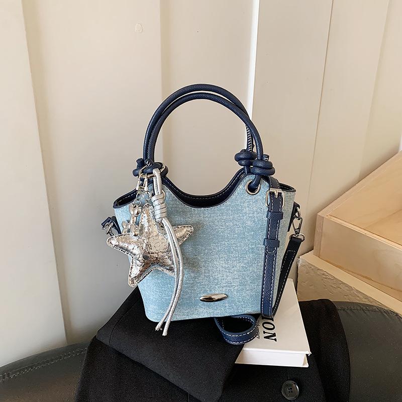Denim bucket bag 2026 new commuter fashionable portable shoulder oblique span bag Korean fashion tote bag