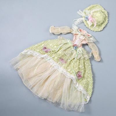Bonecas e peluches – Acessórios e roupas para bonecas