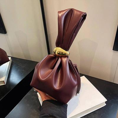 Tasarım Mini PU Deri Koltuk Altı Çantaları Kadınlar İçin Moda Düğümlü Kadın Retro Omuz Çantası Bilek Çantaları ve Çantalar