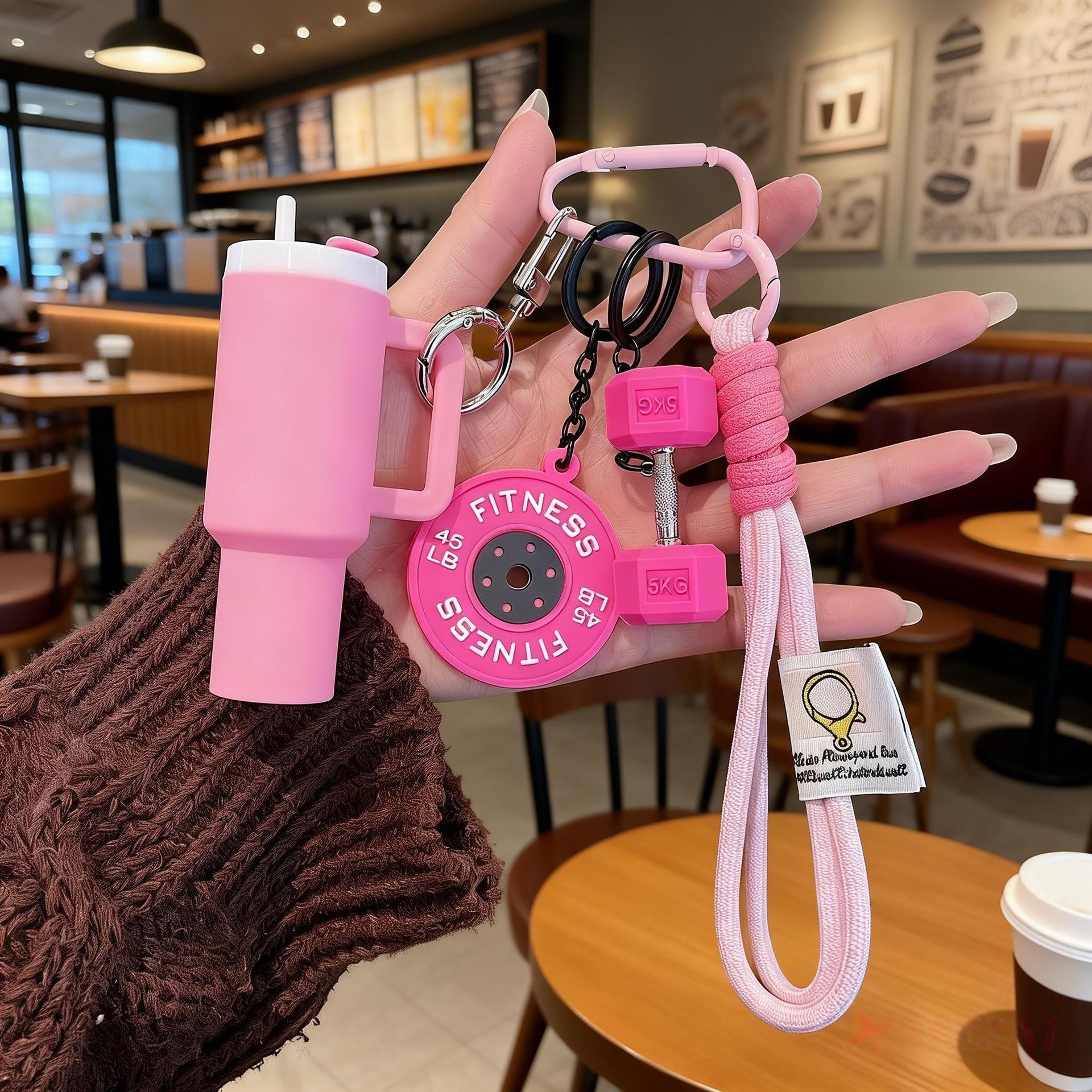 Water Bottle Fitness Keychain Bag Pendant -Style Dumbbell Bag Charm DIY Accessory Decoration розовый