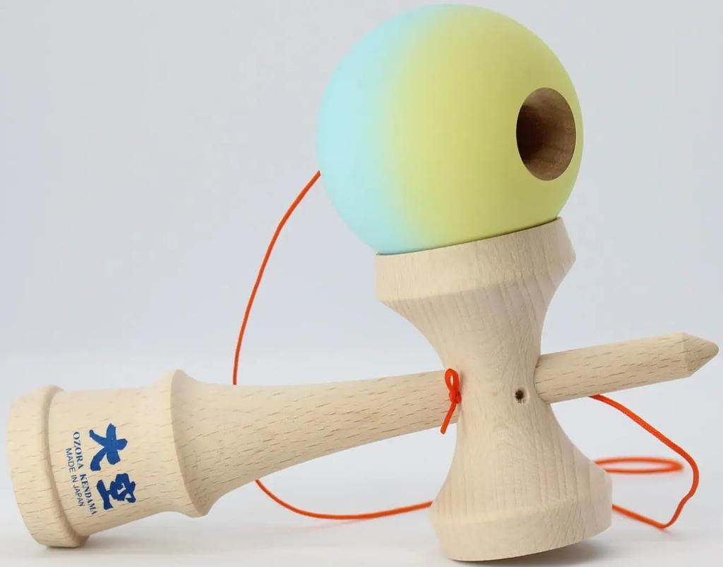 Yamagata Koubou Competition Kendama "Ozora" (Japan Kendama Association Certified) Matte Light Blue & Pink
