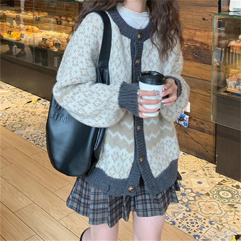 Ladies Cardigans Long Sleeve Knitted  Sweater Women  Khaki  Sweaters Female Jumpers Cardigan Jacket with Buttons