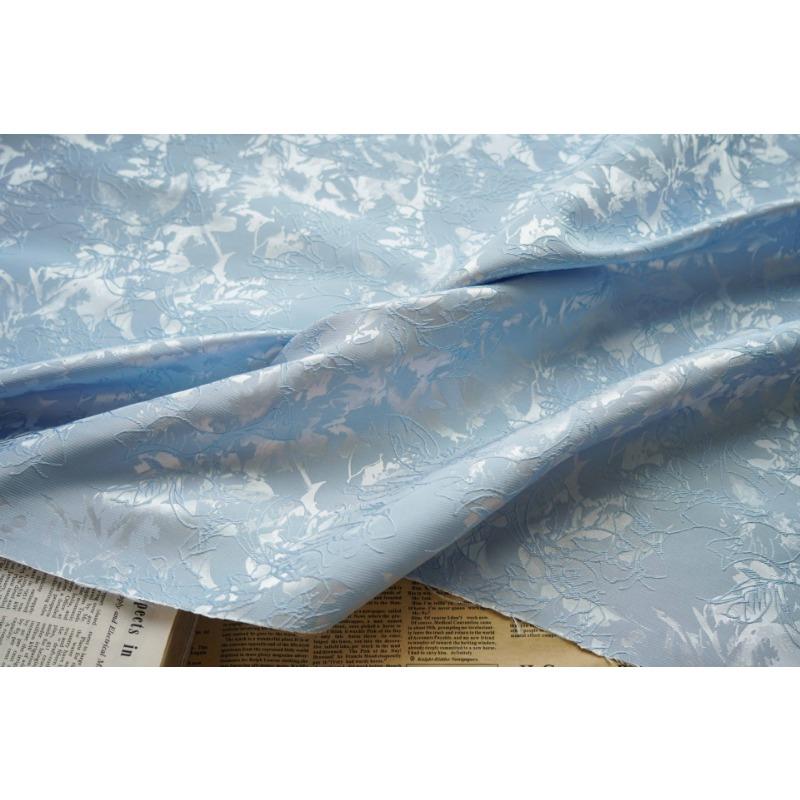 

Модное отличительное плетение тисненая вязанная крючком текстура трехмерная жаккардовая ткань плетение жесткая модная ткань для костюмов и платьев пончо 185cm*145cm