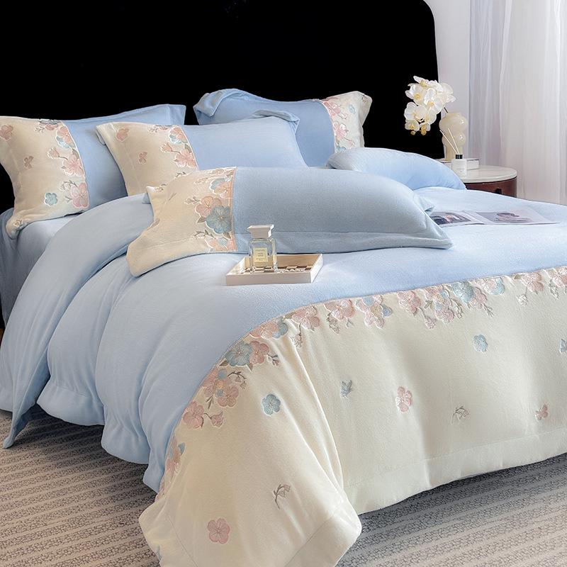 Embroidered Extra Thick Milk Velvet Four-Piece Winter Bedding Set—Duvet & Fitted Sheet, Full Matte Double Color