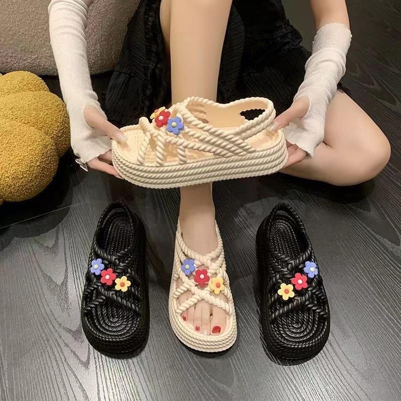 Women s sandals new super soft summer cute flowers light non-slip thick-soled beach cool slippers women wear 36-37 2659₽
