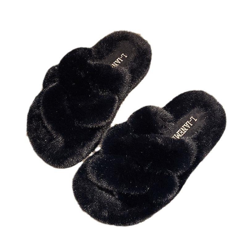 Thick-bottomed fluffy slippers women's winter wear 2025 new Internet celebrity super fire fairy fashion cross one-word warm slippers
