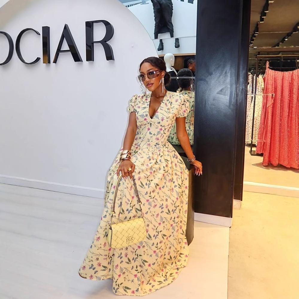 Rochie de vară nouă, cu imprimeu, decolteu în V, cu șireturi, mânecă scurtă, stil socialită, cu pendul, pentru femei europene și americane