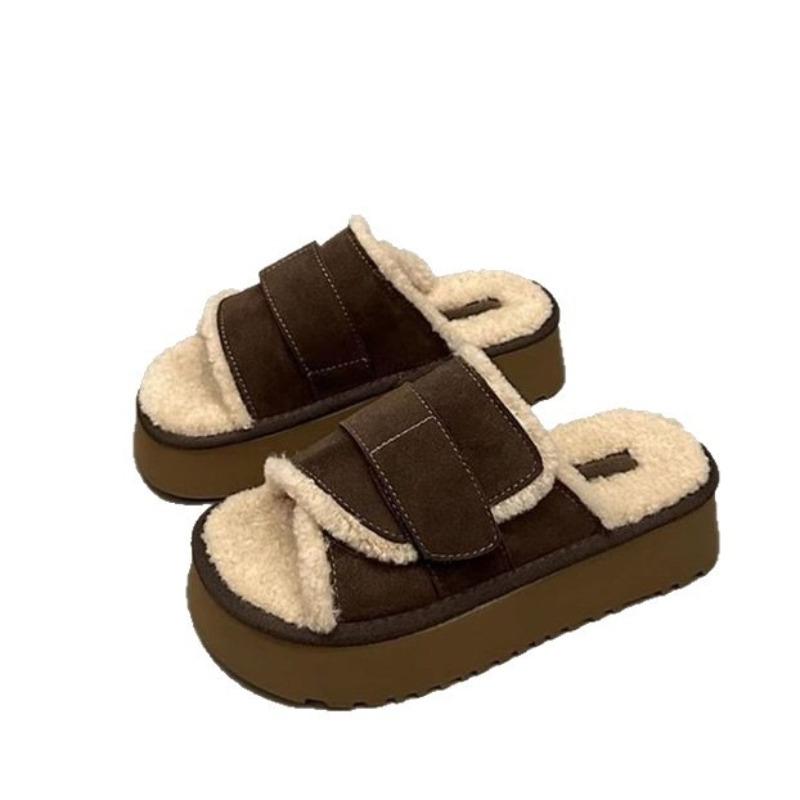 Wearing fluffy slippers for women's autumn and winter new lamb fluff thick bottom casual retro one-word cotton mop