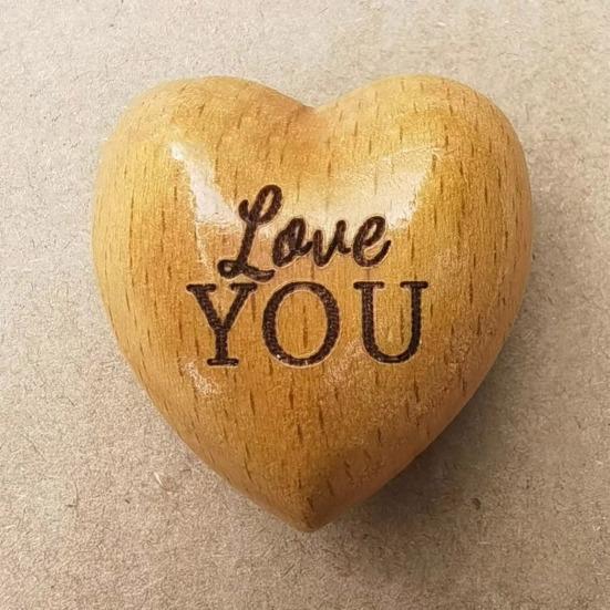 Coração de madeira bolso abraço token amor lembrete portátil lembrança mini coração amor