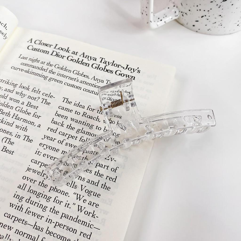 Korean Style Semi-Circular Transparent Hair Clip for Women's Updos - High-End Hollow Shark Clip