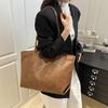 2025 New Temperament Fashion Design Single Shoulder Crossbody Foreign Style Retro Simple Texture Large Capacity Tote Shoulder Bag
