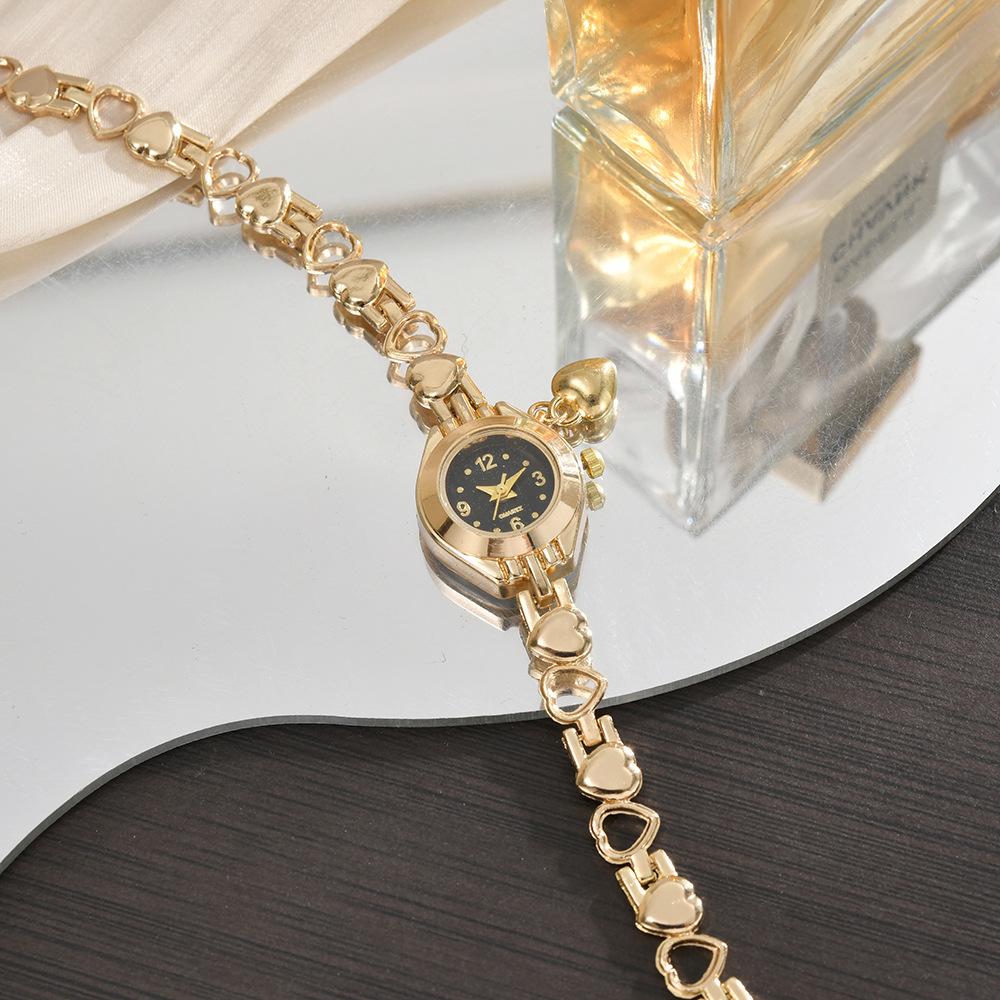 New Elegant Alloy Quartz Pendant Watch Bracelet Fashion Women's Watch Small Dial