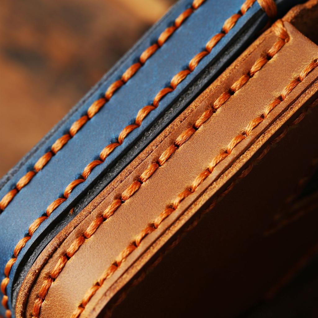 Suitable for Buick Key Case, Envision GL8 Leather Buckle Case, New Regal LaCrosse Cowhide Key Case.