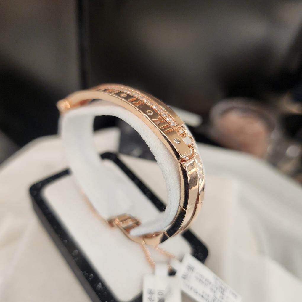 Atria Roman Numeral Touring B Circle Bracelet JTOBAFR0024PKF
