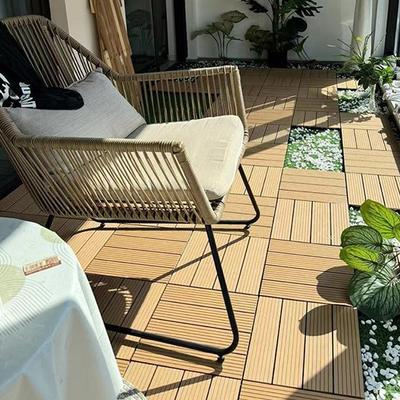 Suelo de Madera Plástica DIY Para Balcón Baño Patio Jardín Terraza - Felpudo de Empalme para Exterior Impermeable Antideslizante