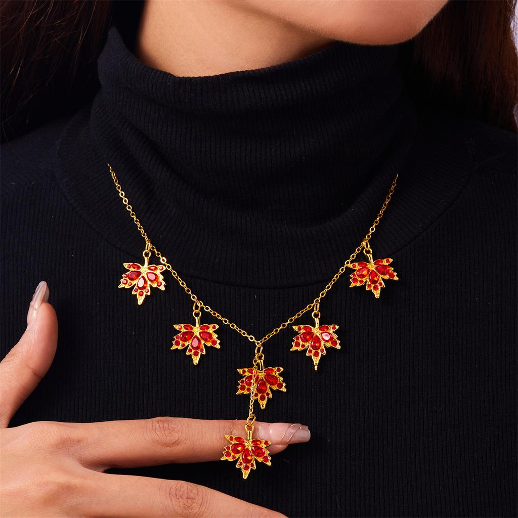 Gold Maple Leaf Pendant Necklace for Women Dainty  Zirconia  Fall Leaves Adjustable Chain Necklaces