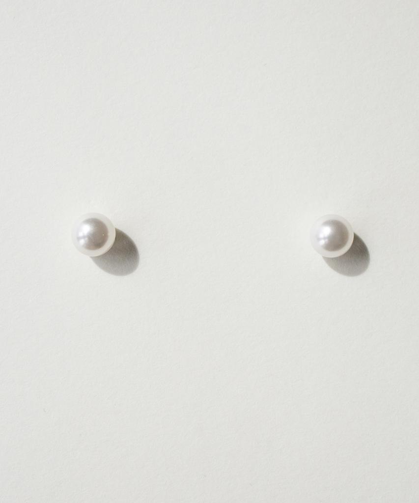 Merrymotive White Basic Pearl Earrings