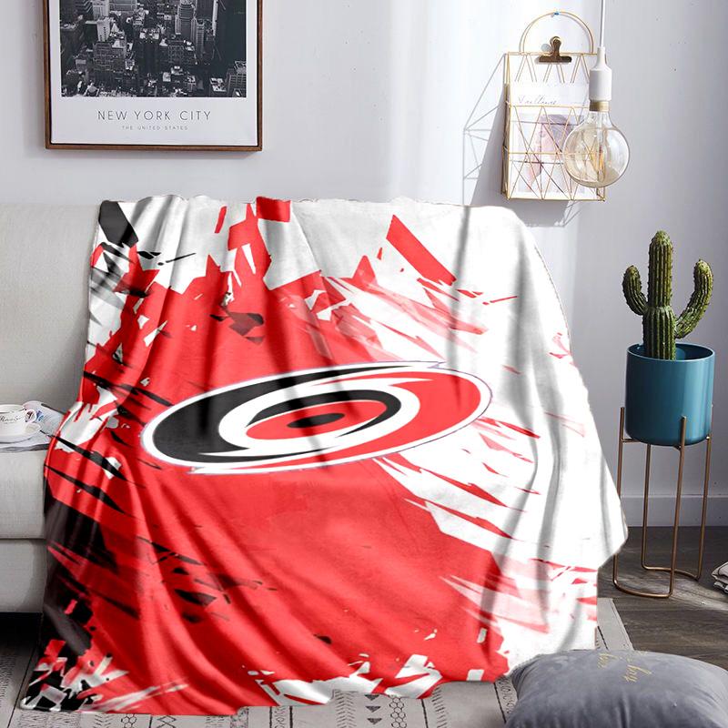 Carolina Hockey Logo Throws Blanket Flannel Blankets Plush for Couch Bed Gifts for Men Women Travel picnic blanket Christmas fan gifts