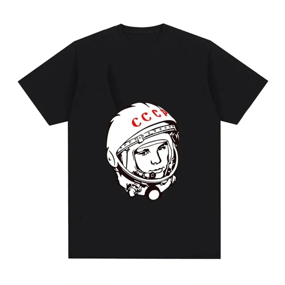Funny Moon Astronaut T-Shirt Men Women Plus Size Fashion Oversized Breathable O-Neck Casual Streetwear Harajuku Unisex Tees