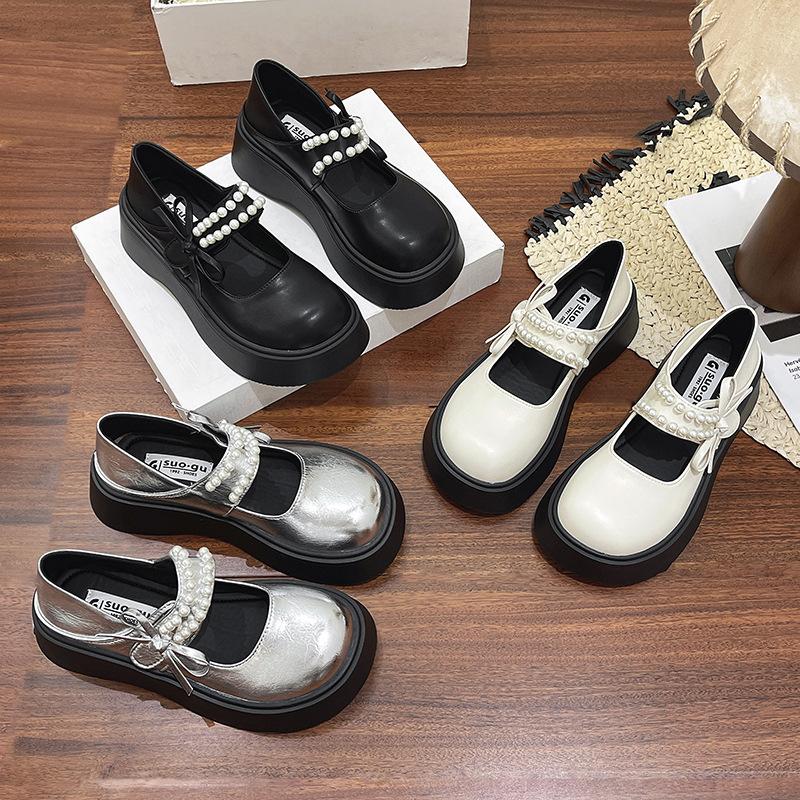 Foreign fashion small leather shoes women's 2025 summer new pearl princess shoes British style buckle jk with skirt single shoes