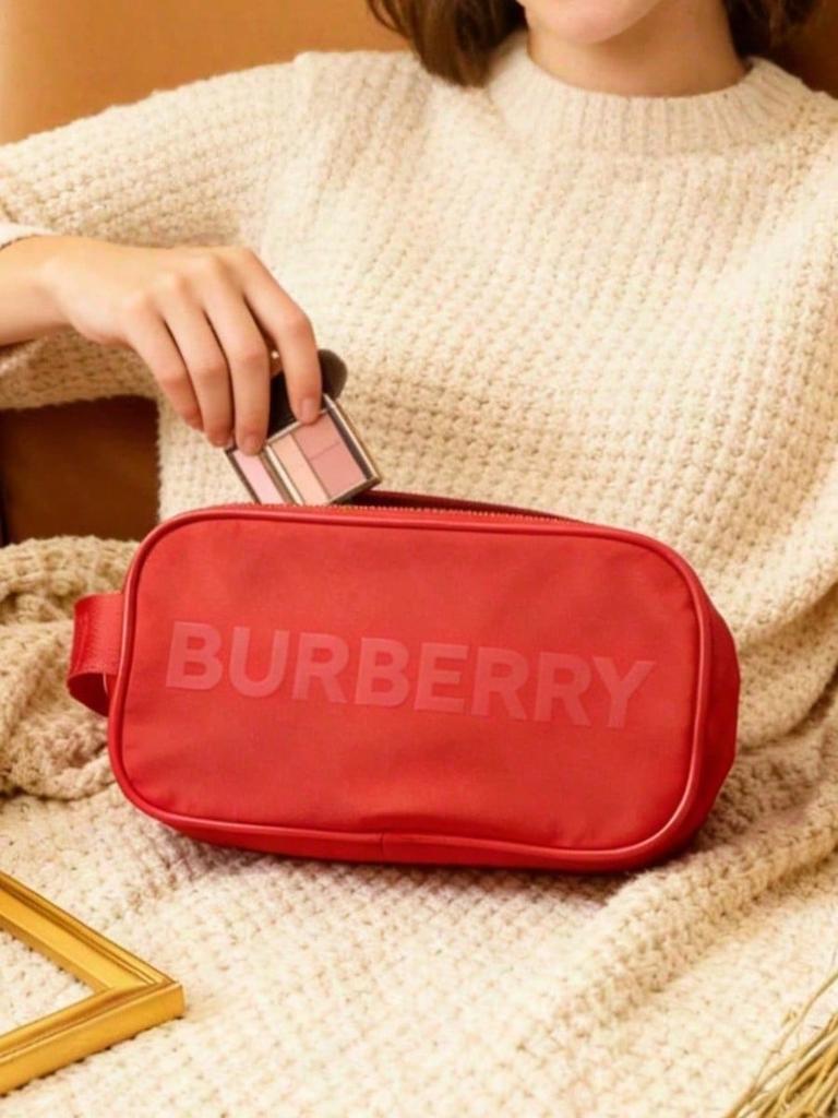 Burberry Red Nylon Makeup Bag Large Capacity Travel Cosmetic Wash Bag with Hand Strap for Women Daily Vacation