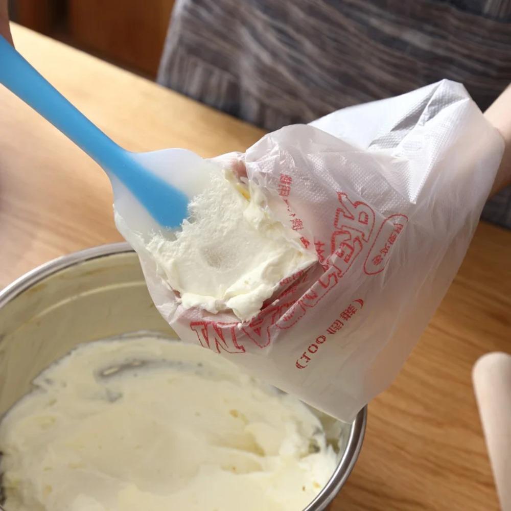 100 PCS Disposable Pastry Bags Cake Cream Decoration Kitchen Icing Food Preparation Bags Cup Cake Piping Tools for Baking