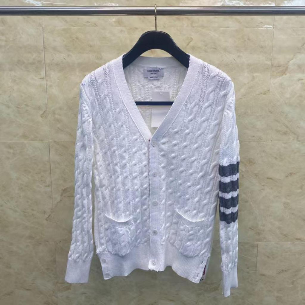 Trendy TB23 Knitted Cardigan: New Style, Delicate Twist Design, Comfortable, Casual, and Versatile.