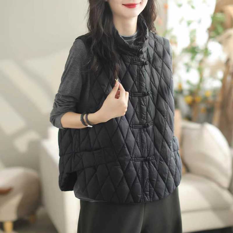 Winter Style Literary Retro Disc Buckle Lightweight Down Cotton Waistcoat Ladies Small Waistcoat Women
