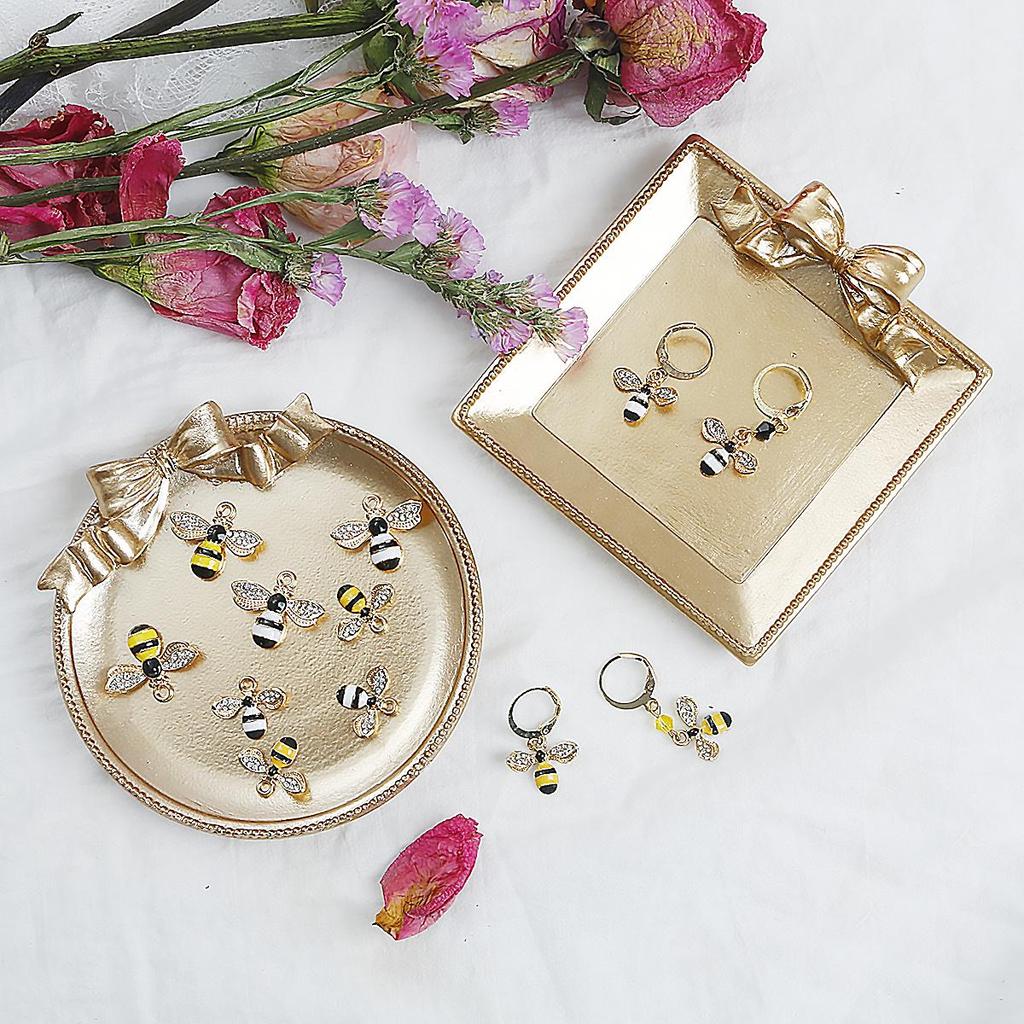 2Pcs Droping Öl Einstellung Diamant Kleine Biene Legierung Metall Zubehör Für Schmuck Komponenten Herstellung DIY Halskette Armband Ohrring